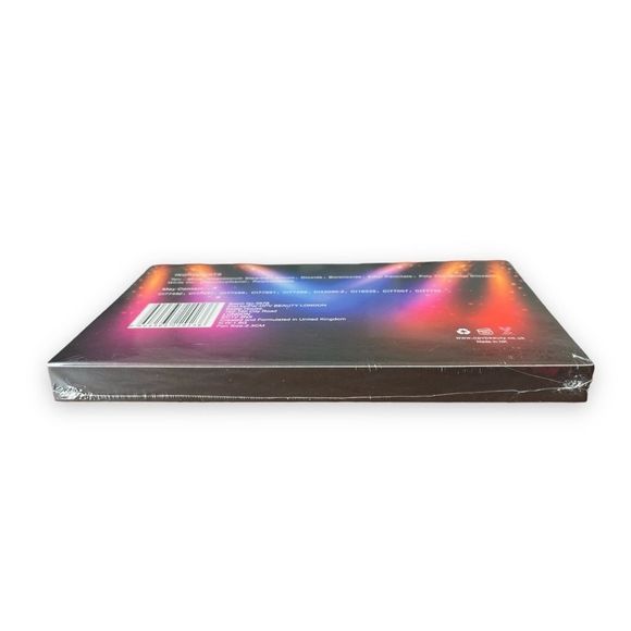 🆕 OPV Beauty: Spotlight Eyeshadow Palette - Picture 11 of 12